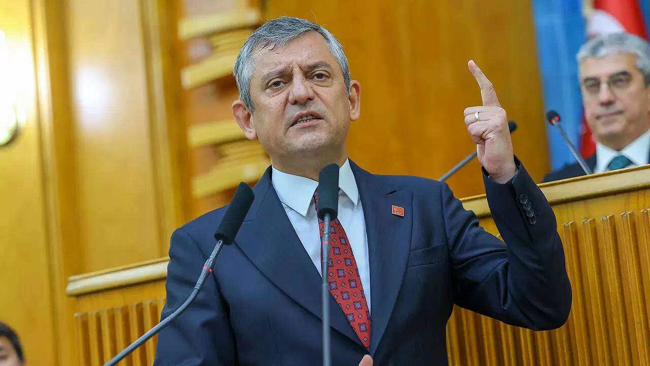 Saros Araştırma'nın Haziran sonuçları SuperHaber'de! Mutlak butlan sonrası Özel'e şok: AK Parti farka koşuyor 7